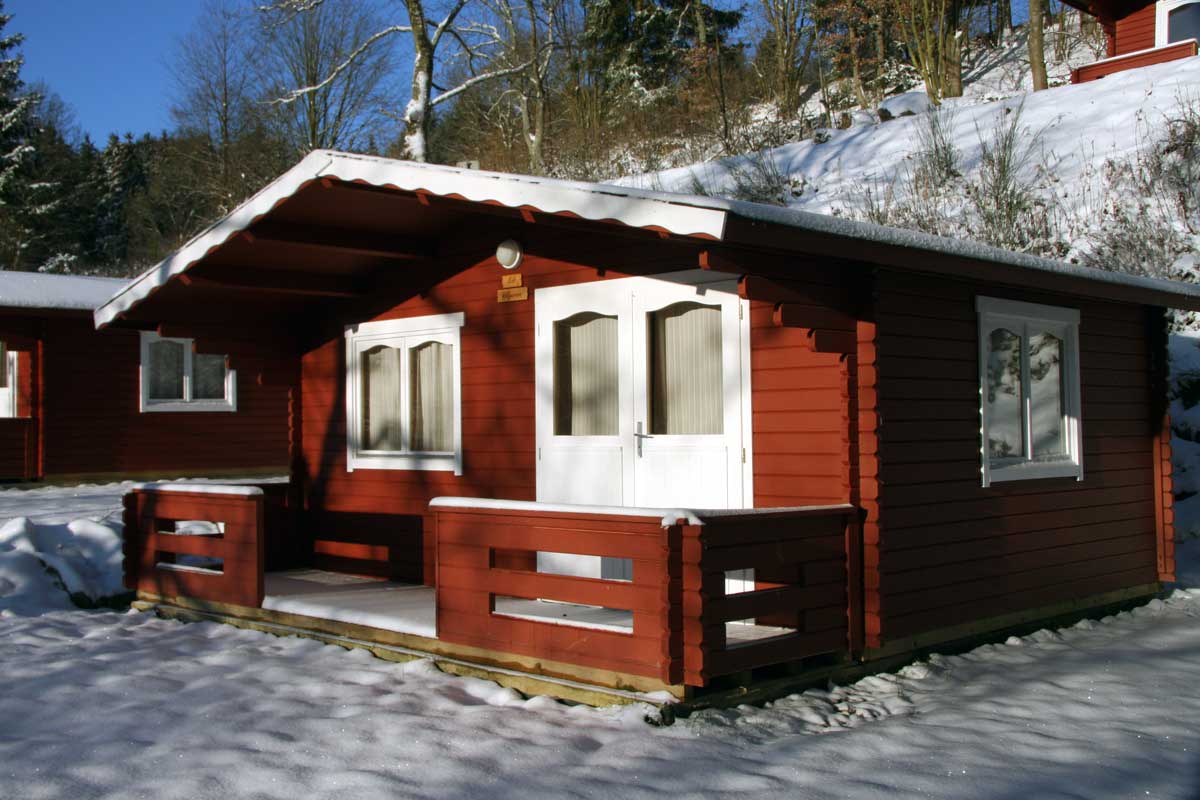 Wanderhütte Schafbachmühle im Winter